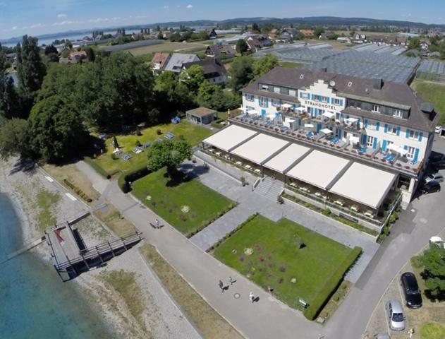 Strandhotel Loechnerhaus Reichenau Exterior photo